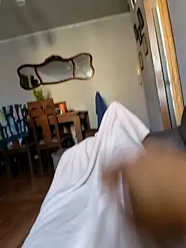 Snapshot of robredoj chatting on 03-29-26, 01:44 robredoj online show from 03-29-26, 01:44