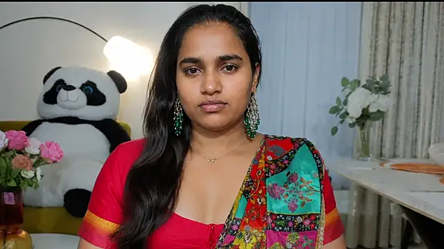 Snapshot of Shabana_Akhtar chatting on 07-23-26, 08:29 Shabana Akhtar online show from 07-23-26, 08:29