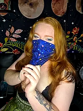 Snapshot of VibeFox chatting on 07-31-26, 01:38 VibeFox online show from 07-31-26, 01:38