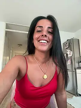 diamantje32 online show from 07-25-26, 06:38