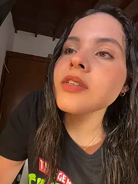 Snapshot of IvyValentine chatting on 02-17-25, 09:08 IvyValentine online show from 02-17-25, 09:08