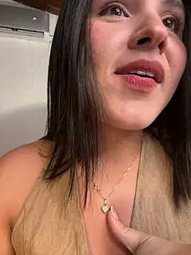 Snapshot of IvyValentine chatting on 03-19-25, 06:55 IvyValentine online show from 03-19-25, 06:55