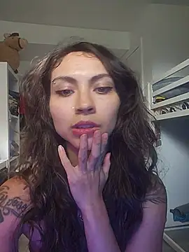 Snapshot of RebelRileyX chatting on 07-28-26, 09:47 RebelRileyX online show from 07-28-26, 09:47