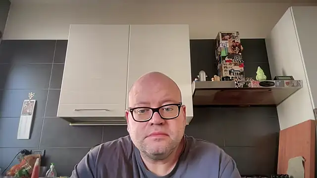 theitalianbear online show from 11-15-25, 12:02