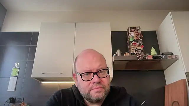 theitalianbear online show from 03-06-26, 07:16