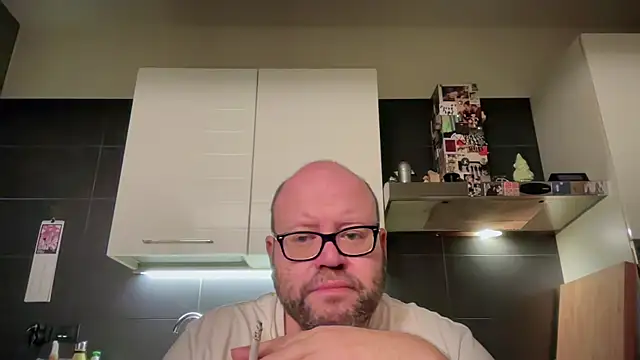 theitalianbear online show from 04-10-26, 03:23