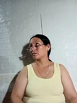 Snapshot of Play-fun chatting on 07-27-26, 10:55 Play-fun online show from 07-27-26, 10:55