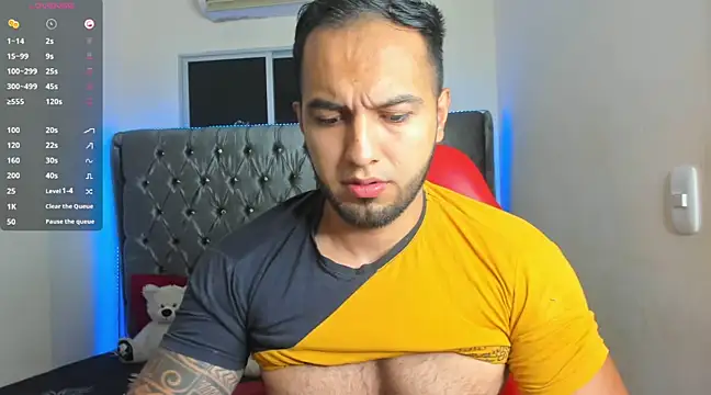 Snapshot of mrloganfuck1 chatting on 02-04-25, 09:38 mrloganfuck1 online show from 02-04-25, 09:38