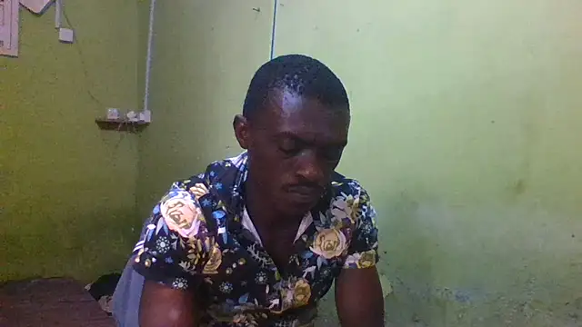 Snapshot of blakkvirus chatting on 11-23-25, 08:36 blakkvirus online show from 11-23-25, 08:36