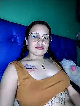 Snapshot of Emma_St_ chatting on 07-29-26, 11:47 Emma St online show from 07-29-26, 11:47