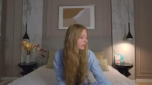 Snapshot of Aurora_Bennett chatting on 07-30-26, 07:51 Aurora Bennett online show from 07-30-26, 07:51