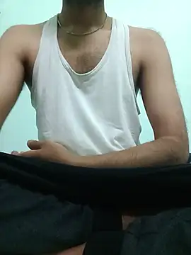Snapshot of Innocent77 chatting on 08-05-26, 04:15 Innocent77 online show from 08-05-26, 04:15