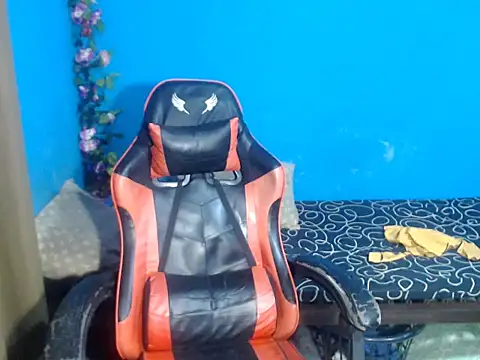 venustheg0ddess online show from 11-04-25, 05:06