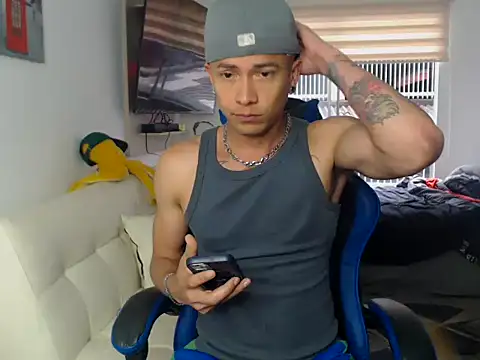 dilan18xxx online show from 08-02-26, 09:35
