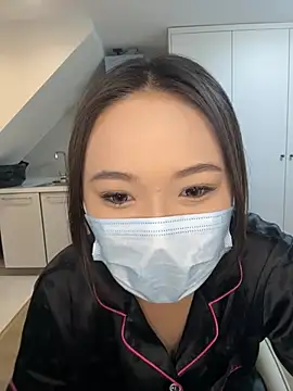 yangyang331 online show from 08-03-26, 12:21