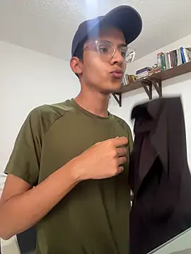 ItsVelour online show from 08-04-26, 05:59
