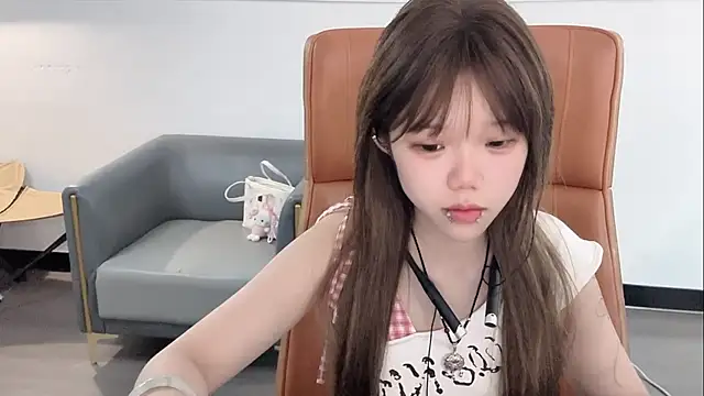 xiaoting-baby online show from 08-05-26, 09:12