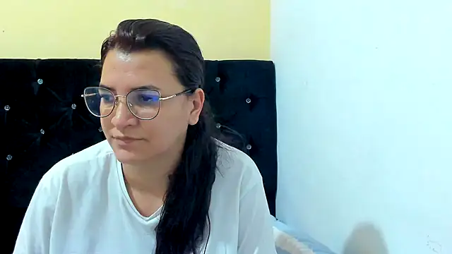 MARILYN GARCIA online show from 12-31-24, 12:04