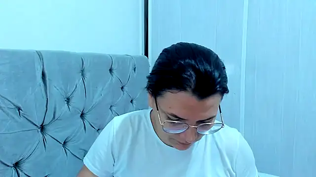 MARILYN GARCIA online show from 01-25-25, 05:19