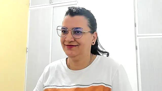 MARILYN GARCIA online show from 03-16-25, 01:49