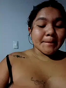 Snapshot of Daliana_11 chatting on 08-06-26, 03:41 Daliana 11 online show from 08-06-26, 03:41