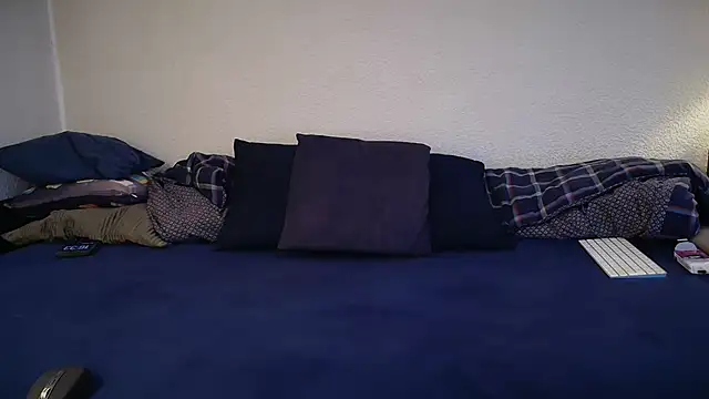Snapshot of slaveboy2016@xh chatting on 07-17-26, 02:34 slaveboy2016xh online show from 07-17-26, 02:34