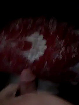 Snapshot of Demillvan chatting on 11-26-25, 02:40 Demillvan online show from 11-26-25, 02:40