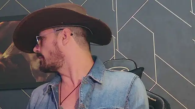 ChrisKox online show from 01-31-25, 11:13