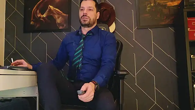 ChrisKox online show from 02-11-25, 01:31