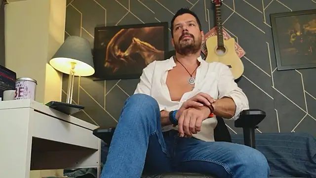 ChrisKox online show from 09-10-25, 06:41