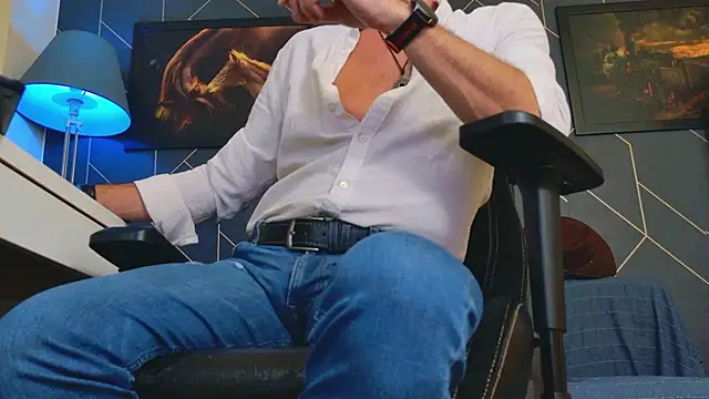 ChrisKox online show from 10-07-25, 04:09