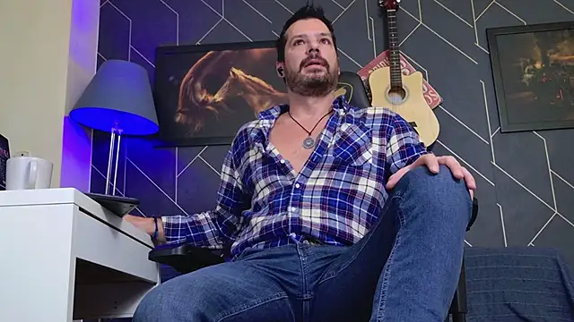 ChrisKox online show from 11-20-25, 05:29