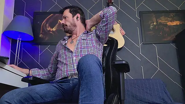 ChrisKox online show from 11-24-25, 05:01