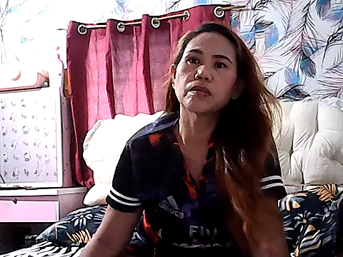 Snapshot of lovely-asian chatting on 06-05-26, 09:37 lovely-asian online show from 06-05-26, 09:37