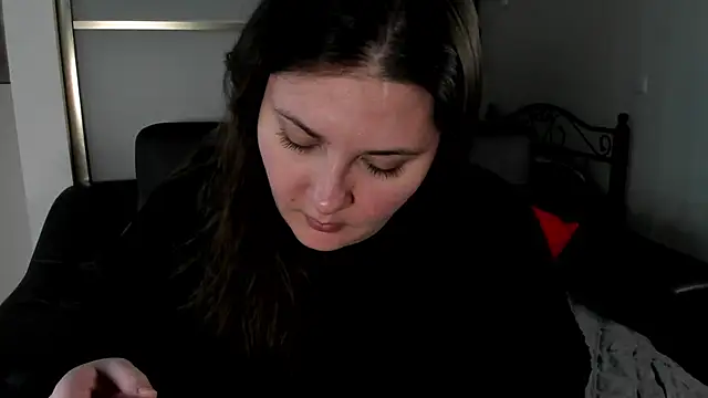 MarySwon online show from 02-18-25, 05:21