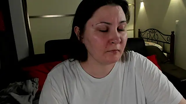 MarySwon online show from 03-18-25, 05:10