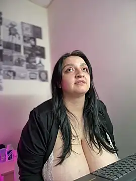 aliceayres797 online show from 06-28-26, 04:13
