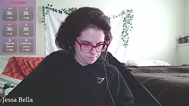 Snapshot of JessaBella chatting on 05-08-26, 03:28 JessaBella online show from 05-08-26, 03:28