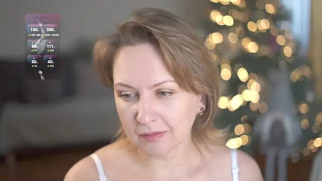 Snapshot of LitleSun chatting on 01-14-25, 09:35 LitleSun online show from 01-14-25, 09:35