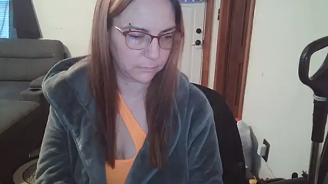 Snapshot of SweetAriesXO chatting on 02-10-26, 01:37 SweetAriesXO online show from 02-10-26, 01:37