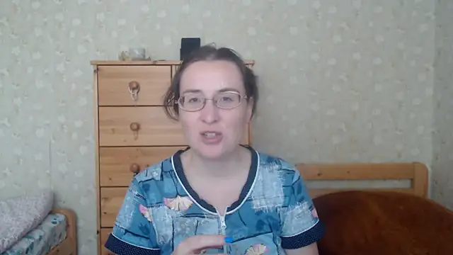 Smart Rose online show from 03-10-25, 01:43