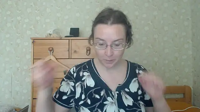 Smart Rose online show from 05-31-26, 02:57