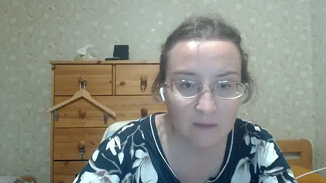 Smart Rose online show from 05-31-26, 06:09