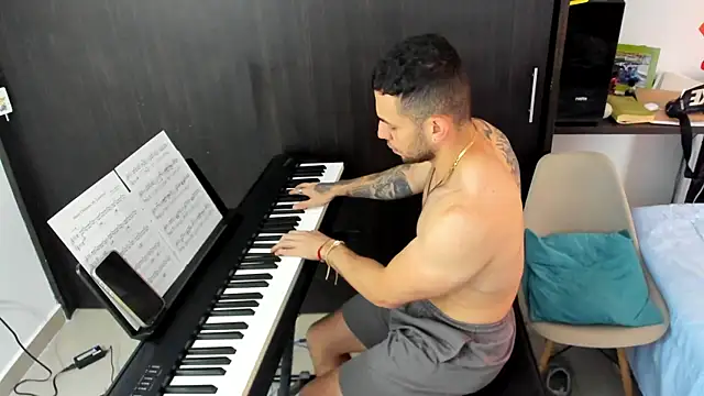 logan smith online show from 12-18-25, 12:33