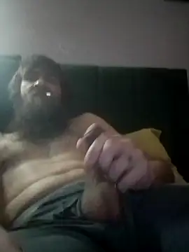 Snapshot of bam420bam chatting on 02-13-26, 01:01 bam420bam online show from 02-13-26, 01:01