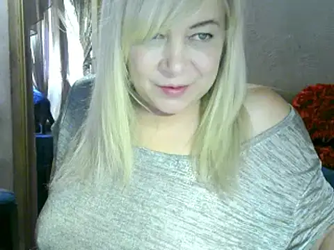 Snapshot of AgoniA7 chatting on 02-28-25, 05:59 AgoniA7 online show from 02-28-25, 05:59