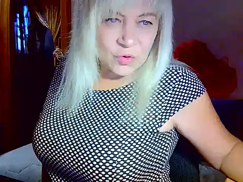 Snapshot of AgoniA7 chatting on 09-17-25, 03:41 AgoniA7 online show from 09-17-25, 03:41