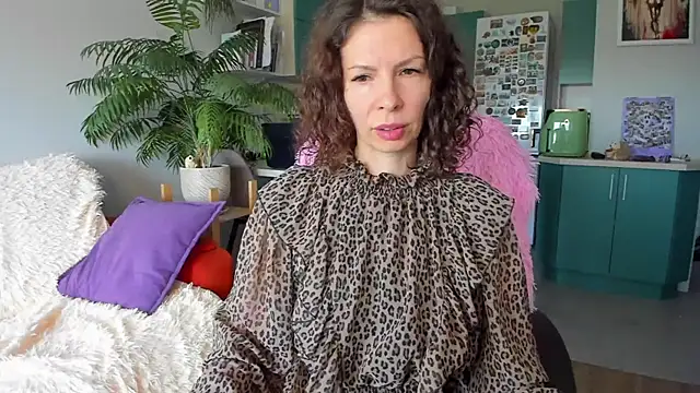 Snapshot of ChristinaGlory chatting on 06-04-26, 07:25 ChristinaGlory online show from 06-04-26, 07:25