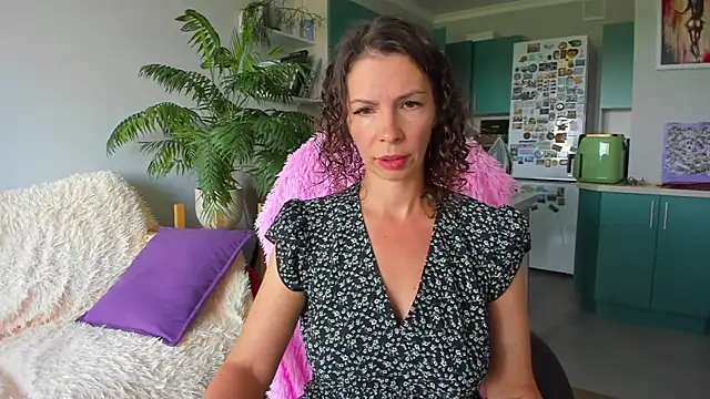 Snapshot of ChristinaGlory chatting on 07-15-26, 09:47 ChristinaGlory online show from 07-15-26, 09:47