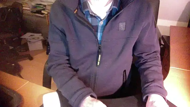 outlaw200 online show from 12-06-24, 07:34